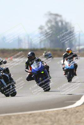 media/Sep-20-2025-TrackDaz (Sat) [[27f0cde673]]/B Group/220pm (Turn 9)/